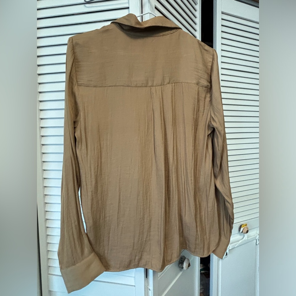 Banana Republic Women's Tan Blouse - Picture 2 of 2